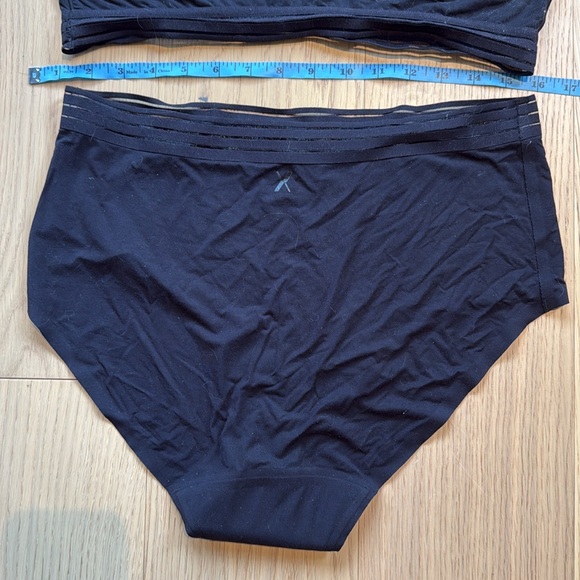 Knix Luxe Modal Pullover Bra and Leakproof Panties - Picture 9 of 9